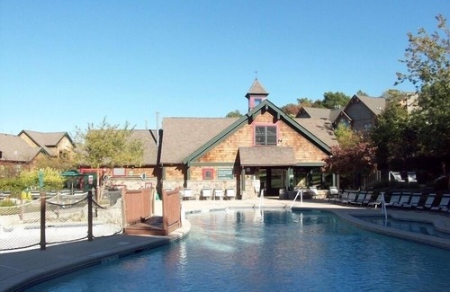 Vernon Condo | Mountain Creek. Luxury 3 Bedroom 2 Bath modern condo in Black Creek Sanctuary