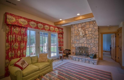 Mill Spring House | Mountain Dream 3 Bed, Sauna, & Stunning Views