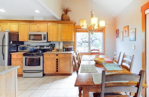 Fraser Apartment | Mountain Dreams Condo