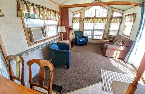 Hill City Cabin | Mountain Goat Gulch Vacation Cabin at Creekside-In the Black Hills