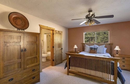 Angel Fire Cabin | Mountain Home on 2 private Acres