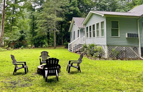 Marietta House | Mountain Home on Middle Saluda River near Jones Gap and Table Rock State Parks