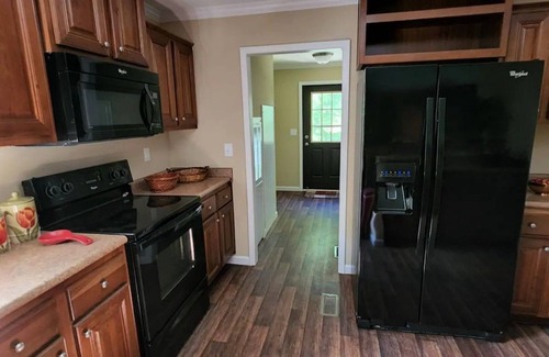 Pikeville House | Mountain Home, PET FRIENDLY! Anderson Farms@Fall Creek Falls State Park