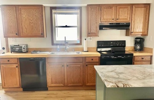 Lackawaxen House | Mountain home/Ski Big Bear/Masthope Community