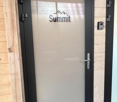 Boenigen Apartment | Mountain Homes - Summit