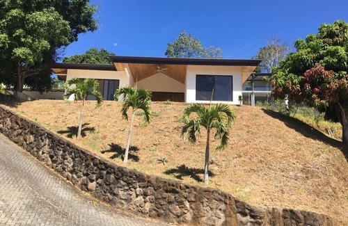 Escobal House | Mountain house Atenas