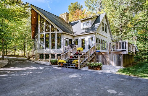 Sunday River Area House | Mountain House: Walk to Ski Trails! Hot Tub, Game Room, Ultimate Kitchen