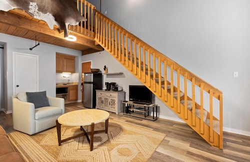 Wintergreen Condo | Mountain Inn Lodge 83 with Wintergreen Advantage