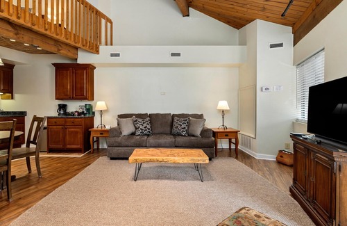 Wintergreen Condo | Mountain Inn Lodge 77 with Wintergreen Advantage