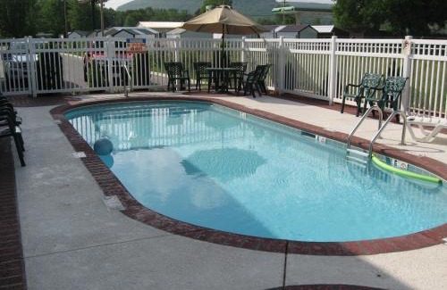 Dunlap Hotel | Mountain inn & suites - Dunlap TN