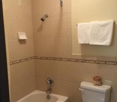 Ontario Hotel | Mountain Inn