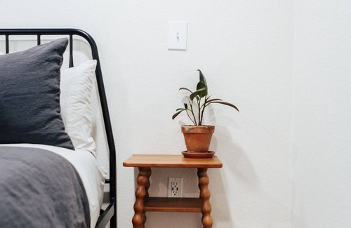 Littleton House | Mountain Inspired 2br 1ba Private Suite