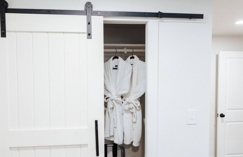 Littleton House | Mountain Inspired 2br 1ba Private Suite