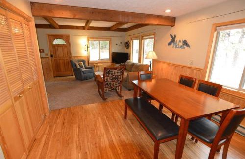 McCall House | Mountain Joy by Casago McCall - Donerightmanagement