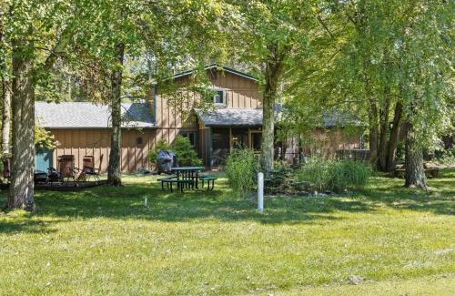 Lake Harmony House | Mountain & Lake Escape w/Hot Tub & Free Massages!