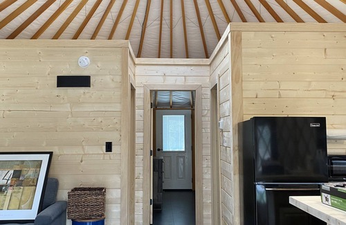 Maggie Valley House | Mountain Laurel, Yurt Village (#73) Big Blue Yurt