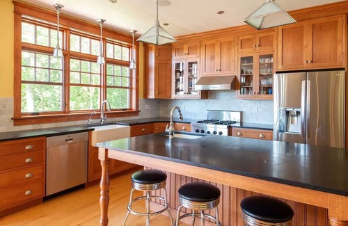 Copake Falls House | Mountain Luxury Retreat-Amazing Views/Saltwater Pool/Family Friendly/Berkshires