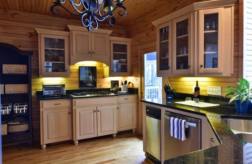 Cliff Ridge Colony House | Mountain Luxury with Amazing Location and Views! https://www.vrbo.com/2112798