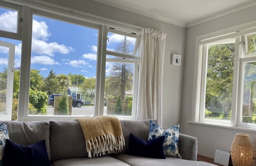 Ohakune House | Mountain Magic - with an outdoor spa!