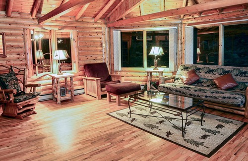 Allenspark Cabin | Mountain Masterpiece by Rocky Mountain Resorts