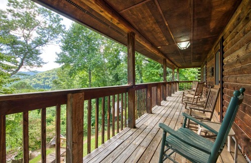 Sylva House | Mountain Memories