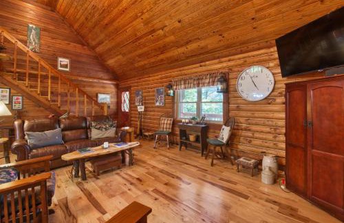 Sylva House | Mountain Memories