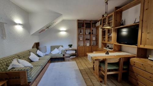 Pinzolo Apartment | Mountain Nest