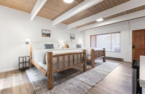 Springville House | Mountain Nook CN Lodge #4