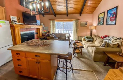 Bartlett Apartment | Mountain Oasis