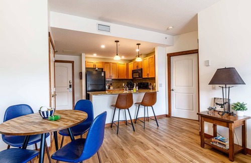 Canmore Condo | Mountain Paradise"at Falcon Crest Lodge