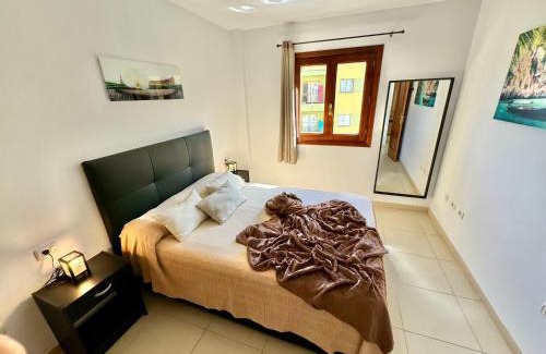 Punta del Hidalgo Apartment | Mountain, Pool & Sea