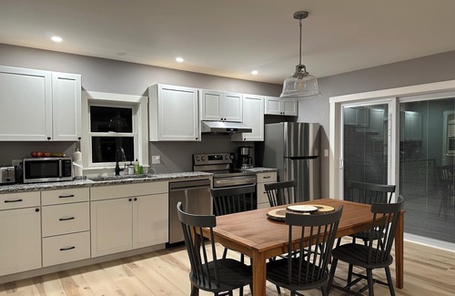 Littleton House | Mountain Retreat-Scenic View-Babbling BrooknWalk to: shop-brewery-covered bridge