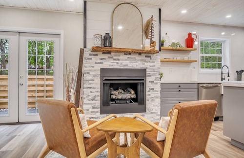 Albrightsville House | Mountain Retreat with Hot Tub, Fire Pit, Games and fully fenced in yard