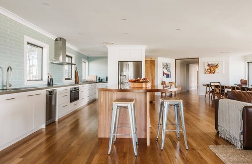 Coolangatta House | Mountain Ridge House