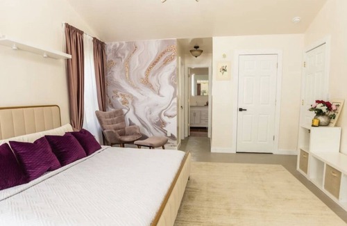 Rock Hill House | Mountain’s Majesty