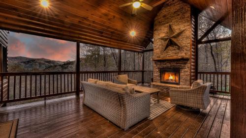 Foxfire Estates House | Mountain Solace