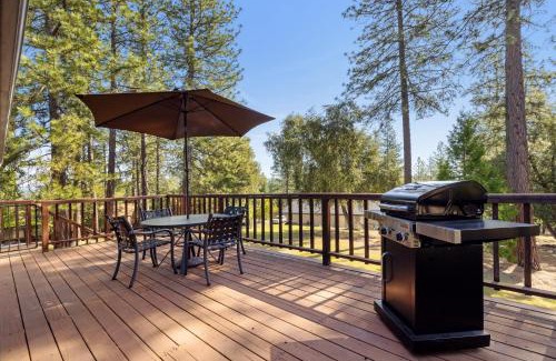 Groveland House | Mountain Springs Lodge