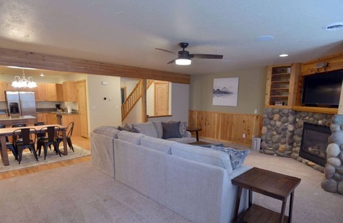 McCall Condo | Mountain Therapy by Casago Mccall - Donerightmanagement