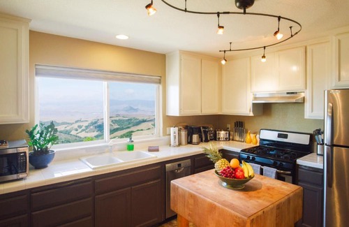 San Luis Obispo House | Mountain Top Getaway, BEST VIEW IN SLO! - Whole House