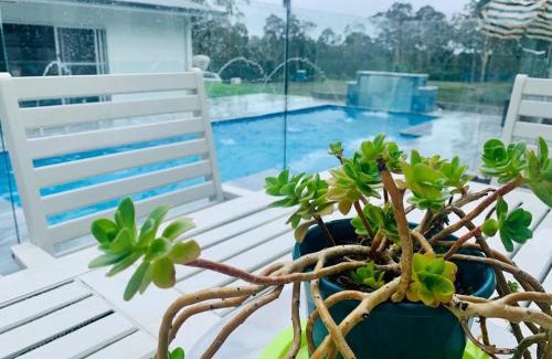 South Coast Bed & Breakfast | Mountain Valley