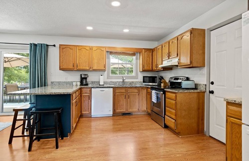 Arden House | Mountain Valley Oasis w/Hot Tub and Fire Pit, Centrally Located, Sleeps 12!