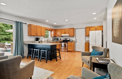 Arden House | Mountain Valley Oasis w/Hot Tub and Fire Pit, Centrally Located, Sleeps 12!