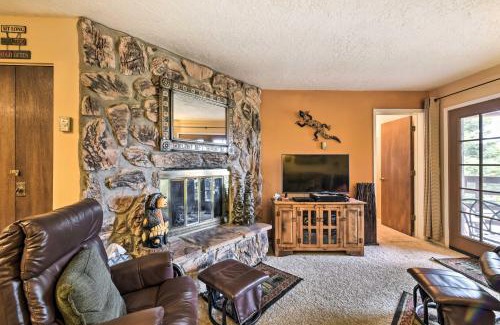 Angel Fire Apartment | Mountain-View Angel Fire Condo Walk to Skiing
