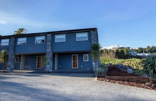 Ohakune Apartment | Mountain View Apartments - 27C 1 Bedroom