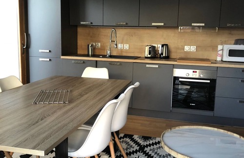 Vaujany Apartment | Mountain View Apartment - Large South-facing Terrace