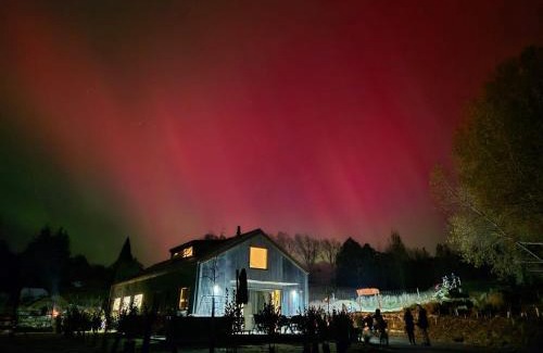 Dalefield House | Mountain View Barn with Spa