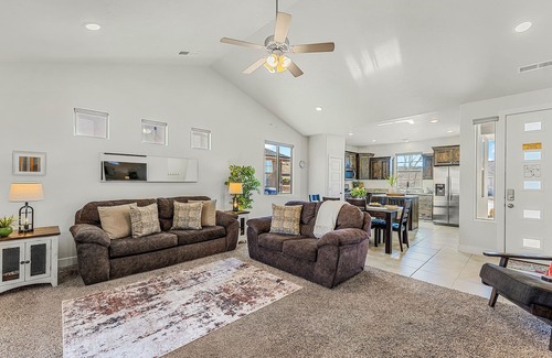 Sienna Hills House | Mountain View-Beautiful, Clean, Great Location!