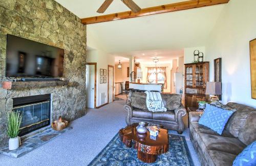 Mountain Air Apartment | Mountain-View Blue Ridge Condo 36 Mi to Asheville