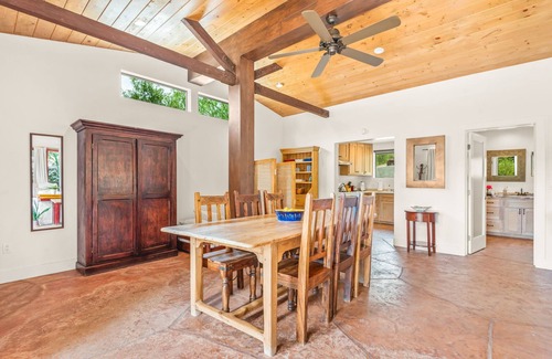 Agoura Hills Cottage | Mountain View Cottage Home in Malibu, close by to the beach!