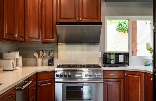Pomona House | Mountain View Family Retreat w Game Room Scenic Decks